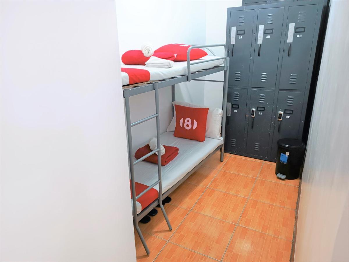 8Hostel Μανίλα Εξωτερικό φωτογραφία