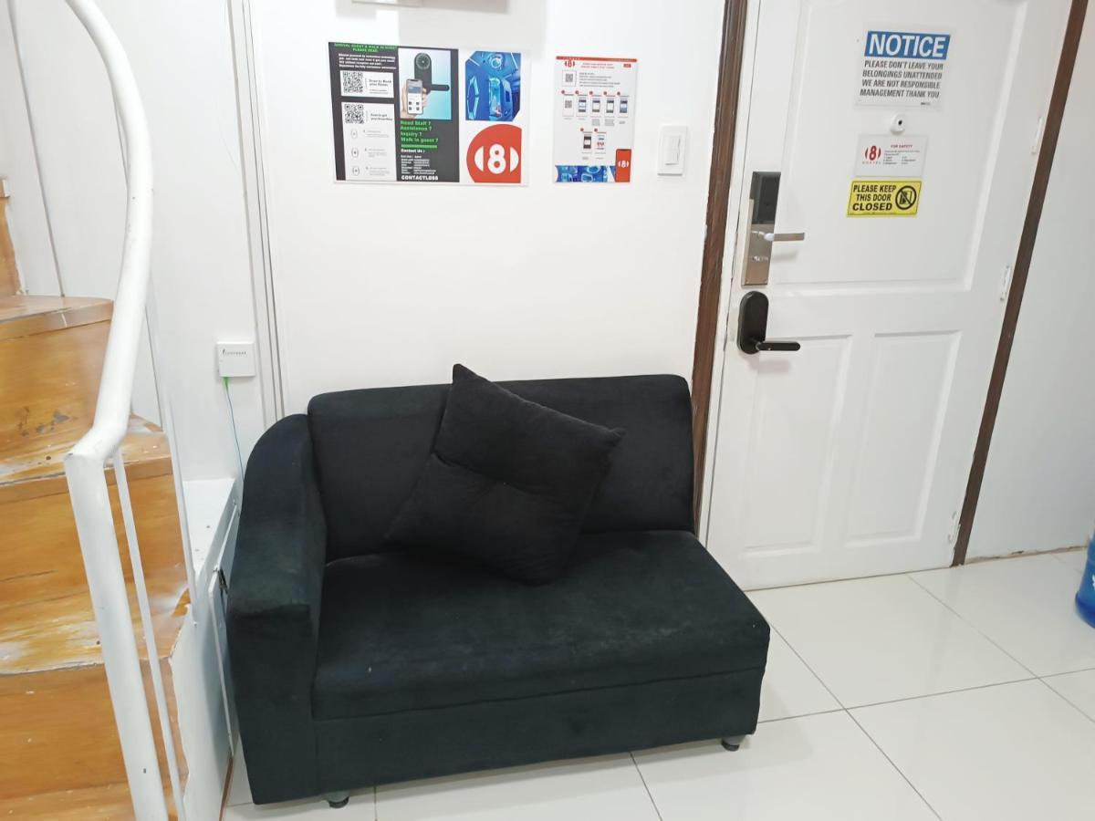 8Hostel Μανίλα Εξωτερικό φωτογραφία